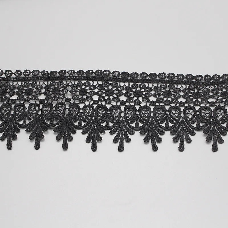 Black and White Lace 9cm Wide